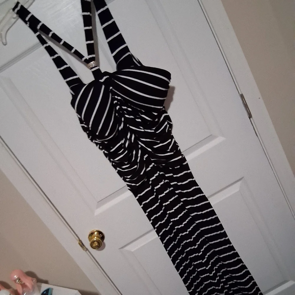 💥 Gifted💥Baby Phat Monochrome Striped Evening Dress Smoke Free Home EUC - Picture 1 of 4